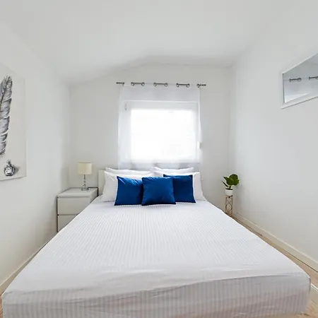 דירה New 1st Floor In זאדאר